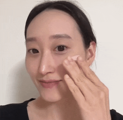 Kem chống nắng nâng tone Reboncel Rosy Glow All Day Skin Fit Tone Up Cream SPF40+, PA++ 30ml