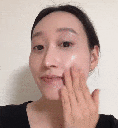 Kem chống nắng nâng tone Reboncel Rosy Glow All Day Skin Fit Tone Up Cream SPF40+, PA++ 30ml